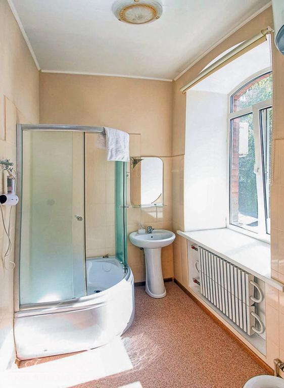 Hotel Gostinyj Dom Харков Стая снимка