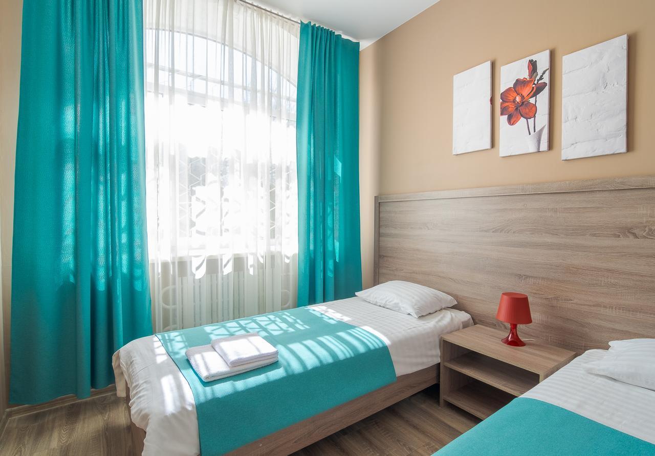 Hotel Gostinyj Dom Харков Екстериор снимка