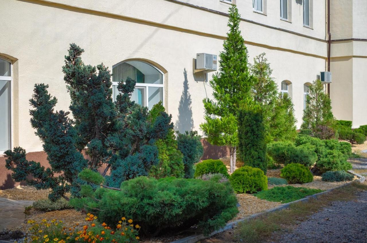 Hotel Gostinyj Dom Харков Екстериор снимка